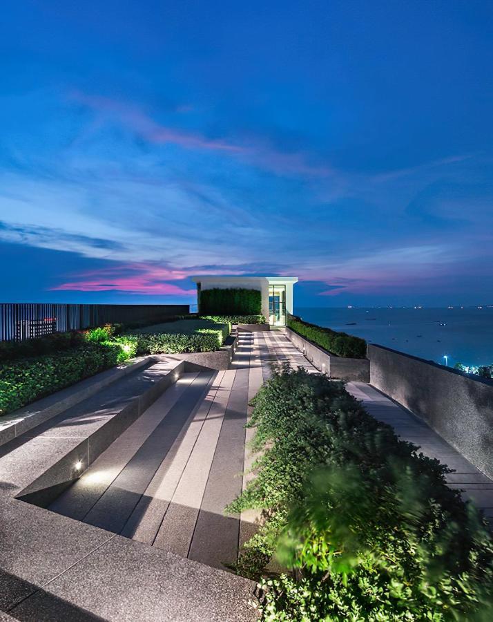 2 Bed Room, Large Living @ Appartement Pattaya