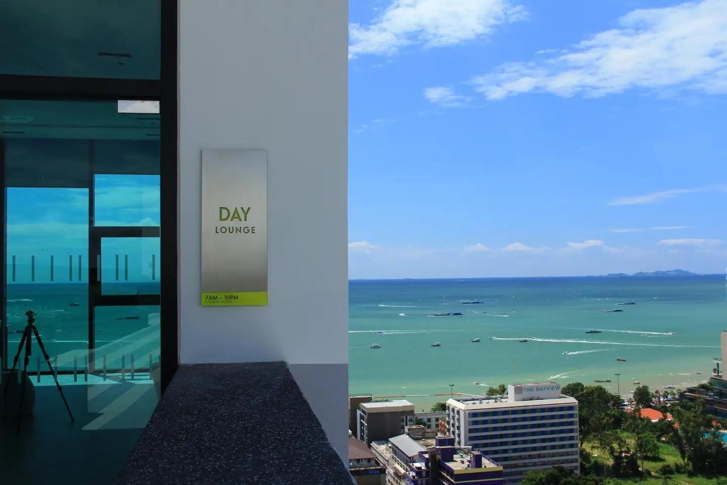 2 Bed Room, Large Living @ Appartement *